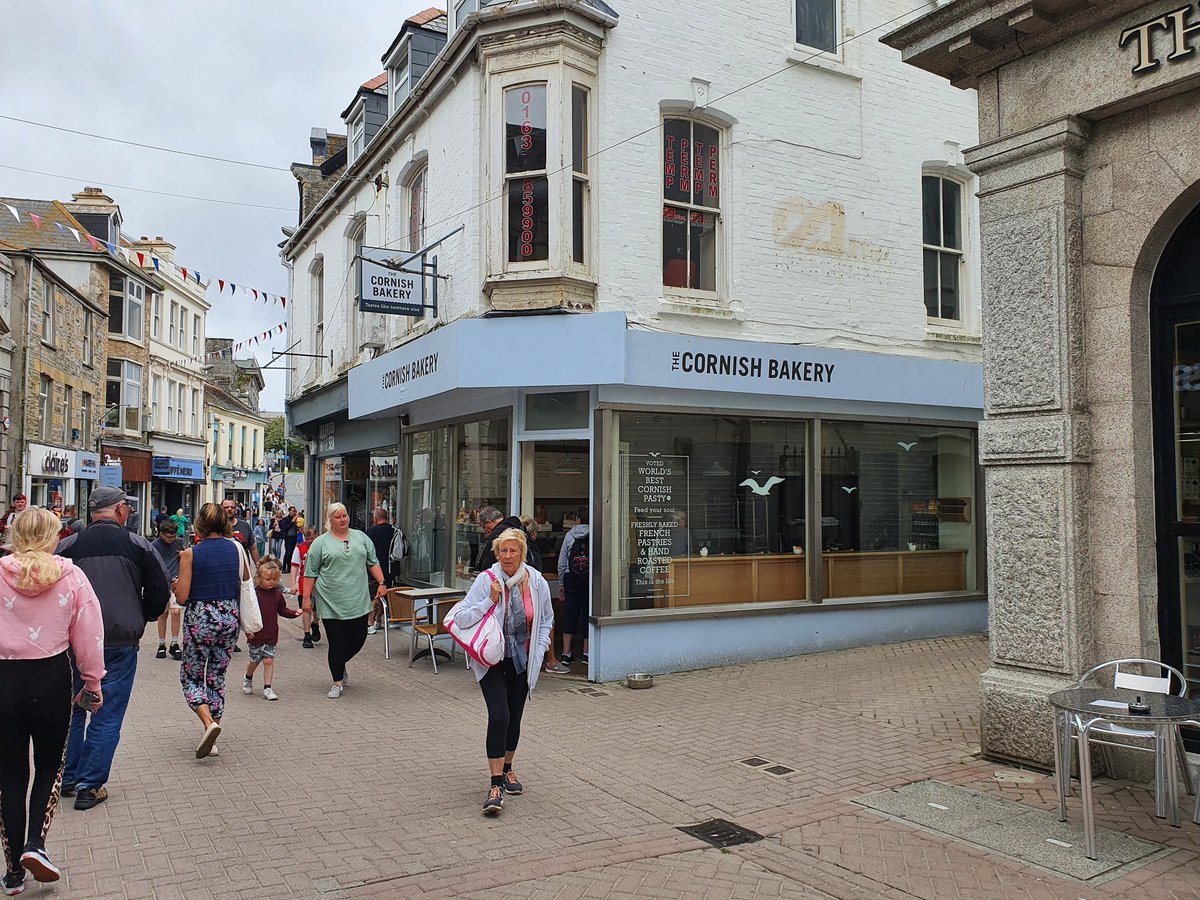 30_wyattf's tweet photo. #cornishbakery #coffee #greatstaff #Newquay https://t.co/NrTLyAeRxV