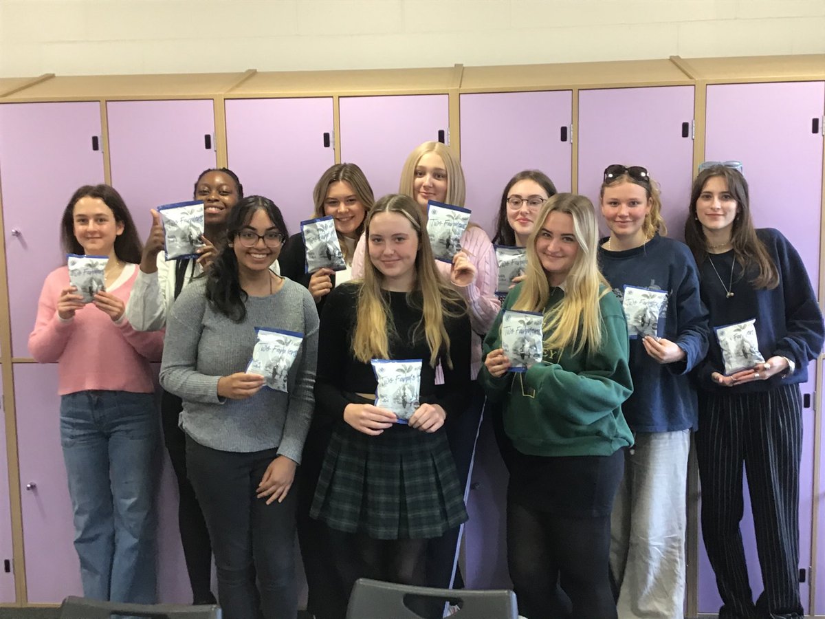 econbusNHS's tweet photo. Year 12 Business had a special delivery of deliciousness this week - crisps from @TwoFarmersHfd We loved their “We are England” programme and love their crisps with compostable packaging too. Watch this space to see what the Junior School gardening club do with the empty packets https://t.co/GJe0Wxmr38