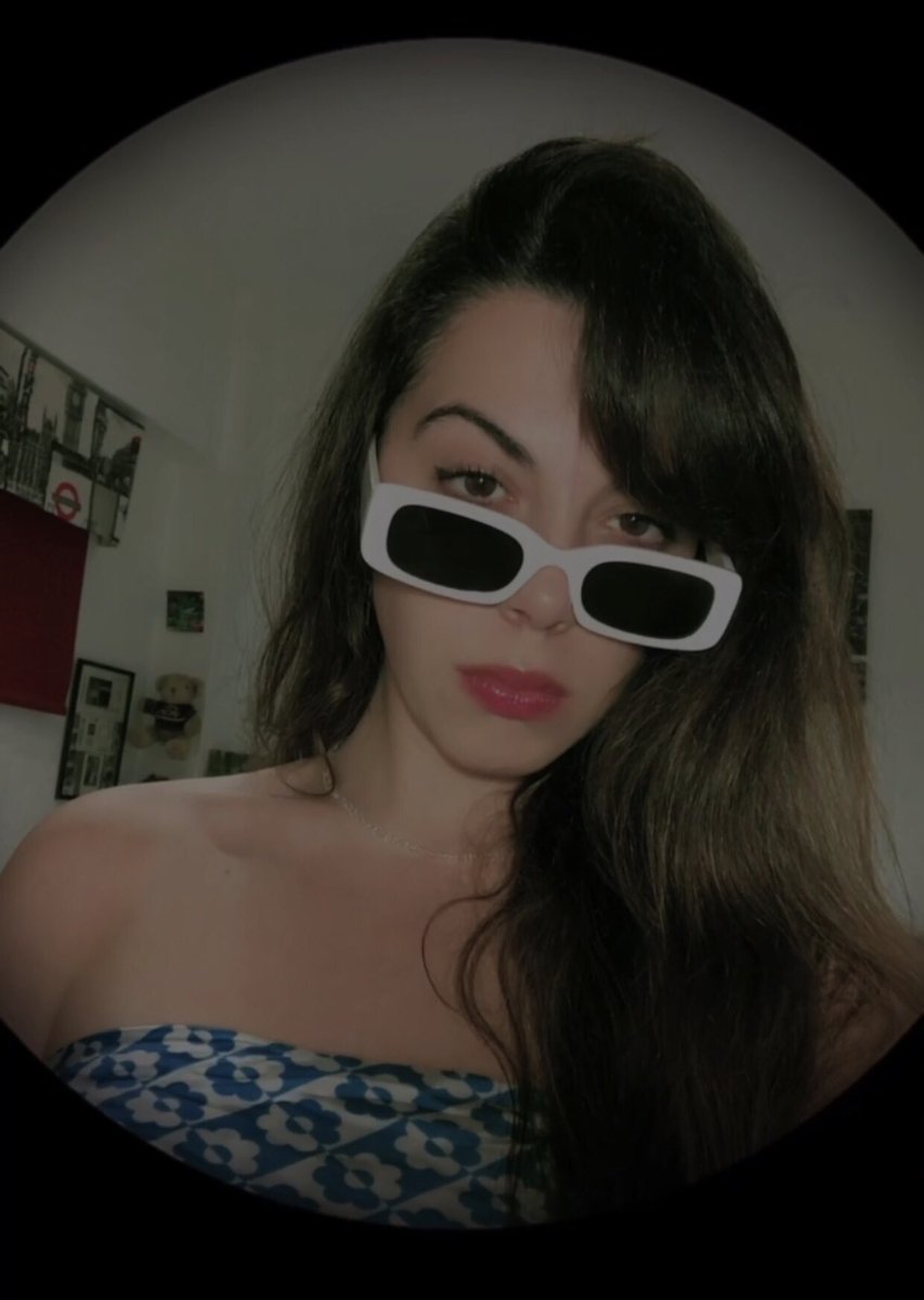 caaar_17's tweet photo. I like my new sunglasses🕶 https://t.co/9pes0PWHGL