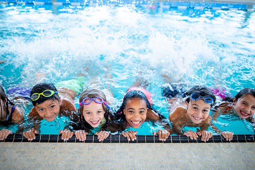 LAFDtalk's tweet photo. School is ending, temperatures rising and people are heading to the pools. Are you / your child #watersafe ? If not, Your #LAFD urges you to consider the free/affordable swim lessons with #SwimLA @LACityParks https://t.co/MgOjMxNQLP #preventdrowning https://t.co/beT1Z2HpCh