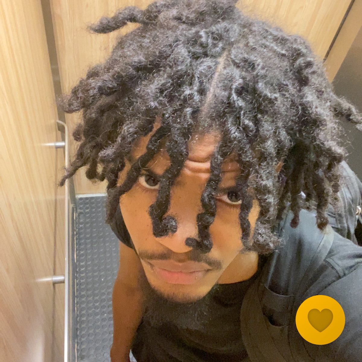dikemdownjesse's tweet photo. I take the best locket selfies https://t.co/qz2ZB9zvWq
