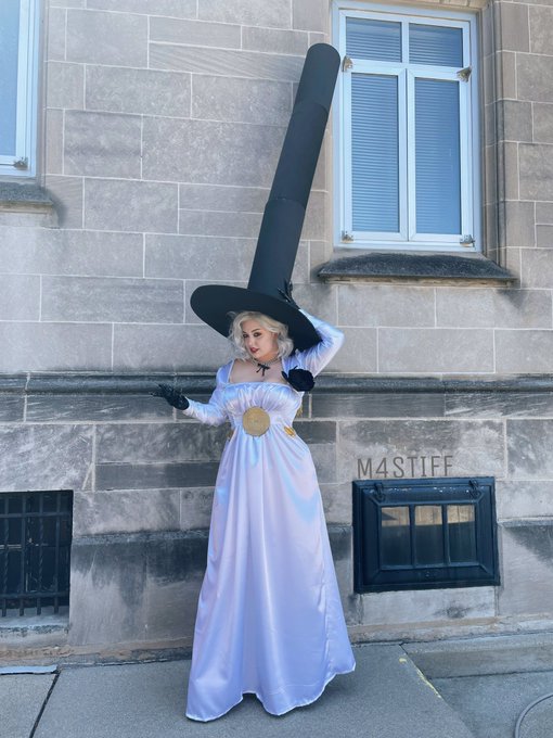 I GIVE YOU&hellip;.  ✨LADY DOUG DIMMA-TRESCU✨ https://t.co/GLRPLzIdfL