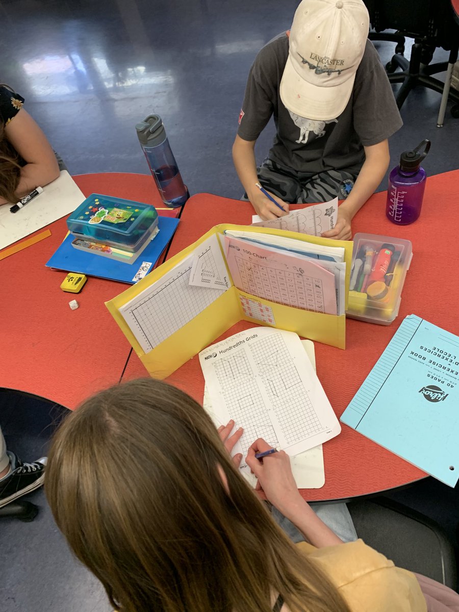 DrOakleyBlue's tweet photo. Coordinate grid quadrilateral-style battleship. Ask your child what their strategy was once they found the first vertex #HaysboroLovesLearning https://t.co/kzJR97XVRd