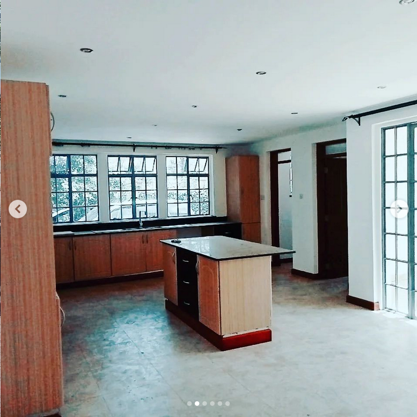 Laser_Kenya's tweet photo. 4 bedroom all en-suite villa for sale in Kitusuru. Sits on half an acre plot within a gated community.
Amenities include a detached SQ for 3 and a security office.
Price: Kshs. 70M. Call/WhatsApp 0720-111-117 to make viewing arrangements. #kitusuru #realestate #nairobirealestate https://t.co/jUsxvTjQzD