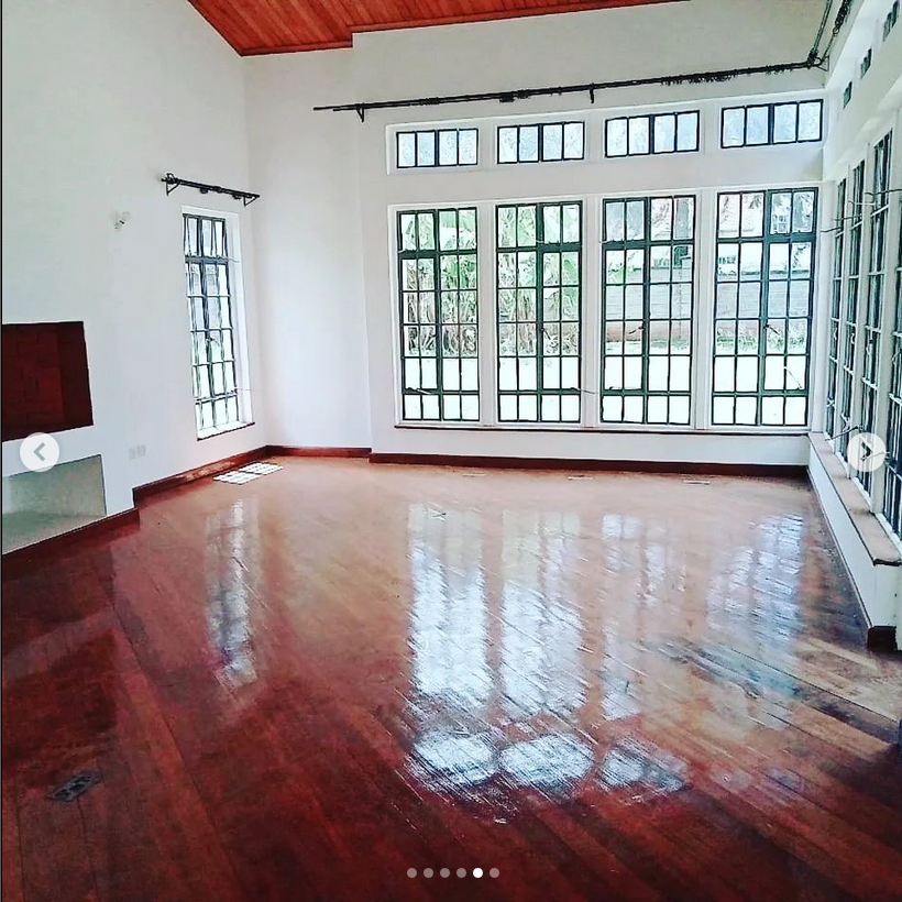 Laser_Kenya's tweet photo. 4 bedroom all en-suite villa for sale in Kitusuru. Sits on half an acre plot within a gated community.
Amenities include a detached SQ for 3 and a security office.
Price: Kshs. 70M. Call/WhatsApp 0720-111-117 to make viewing arrangements. #kitusuru #realestate #nairobirealestate https://t.co/jUsxvTjQzD