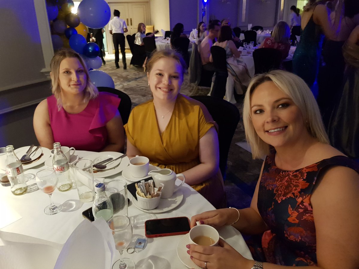 And the teachers are looking great too...