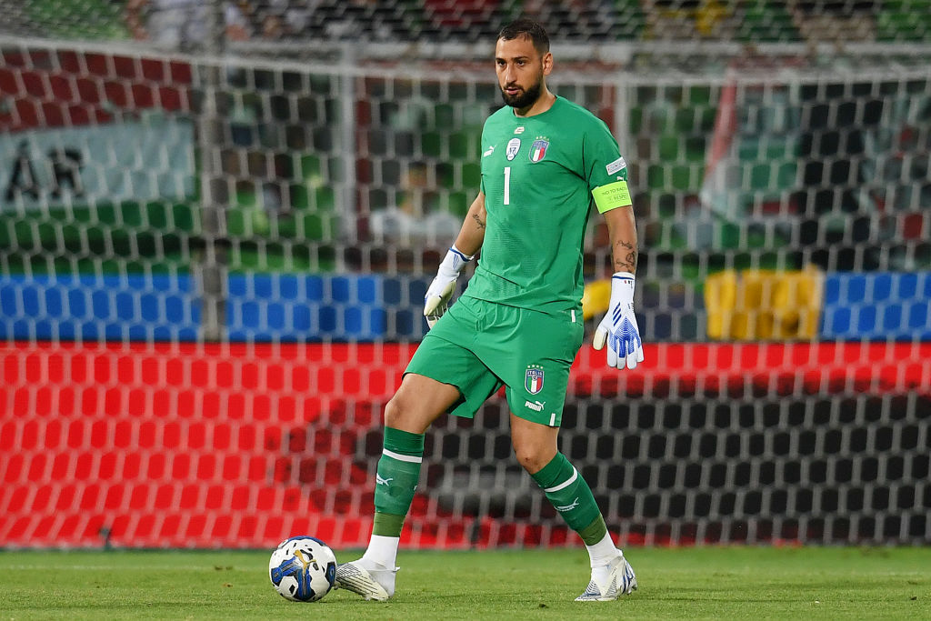 #NationsLeague 

⏱️ 69' - #Donnarumma pushes Sallai's effort over the bar 💪

#ITAHUN 2⃣-1⃣

#Azzurri #VivoAzzurro