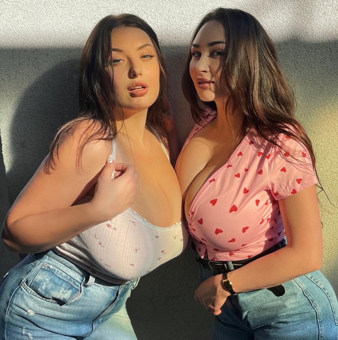 With @milada_moore https://t.co/2GQszfEjY2<a class="tags" href="/tag/milada_moore">@milada_moore</a>