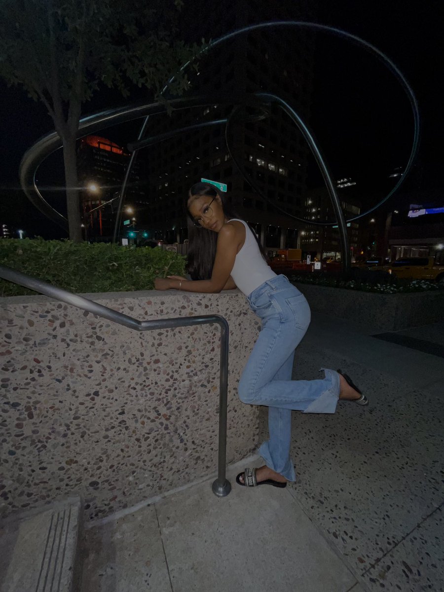 NoelJailyn's tweet image. Tell me why you’re cryin now