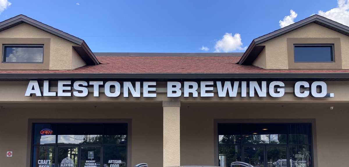Oh hi! 👋🏼 We got our new sign today, no big deal. 🤷 

#alestonebrewing #newbrewery #orlandobrewery #longwood #newsign