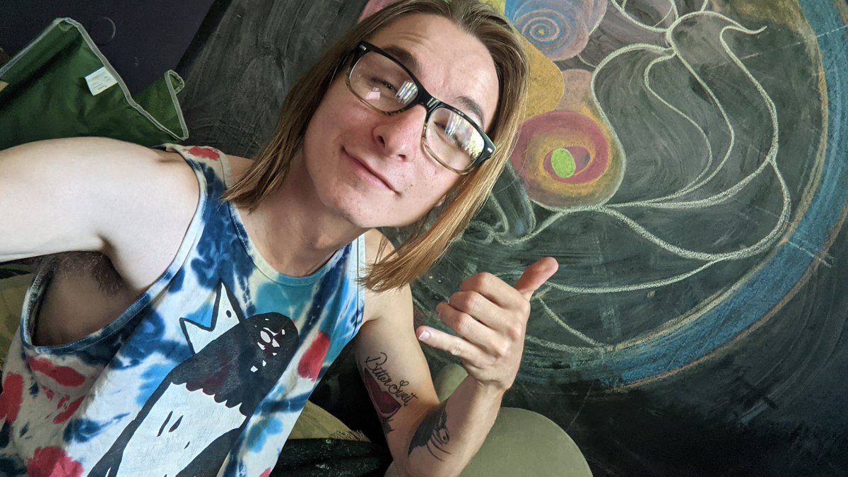 gonefornow226's tweet photo. Got glasses, now I can see all ur cute faces in HD 😘 https://t.co/Iz6xL6vMiL