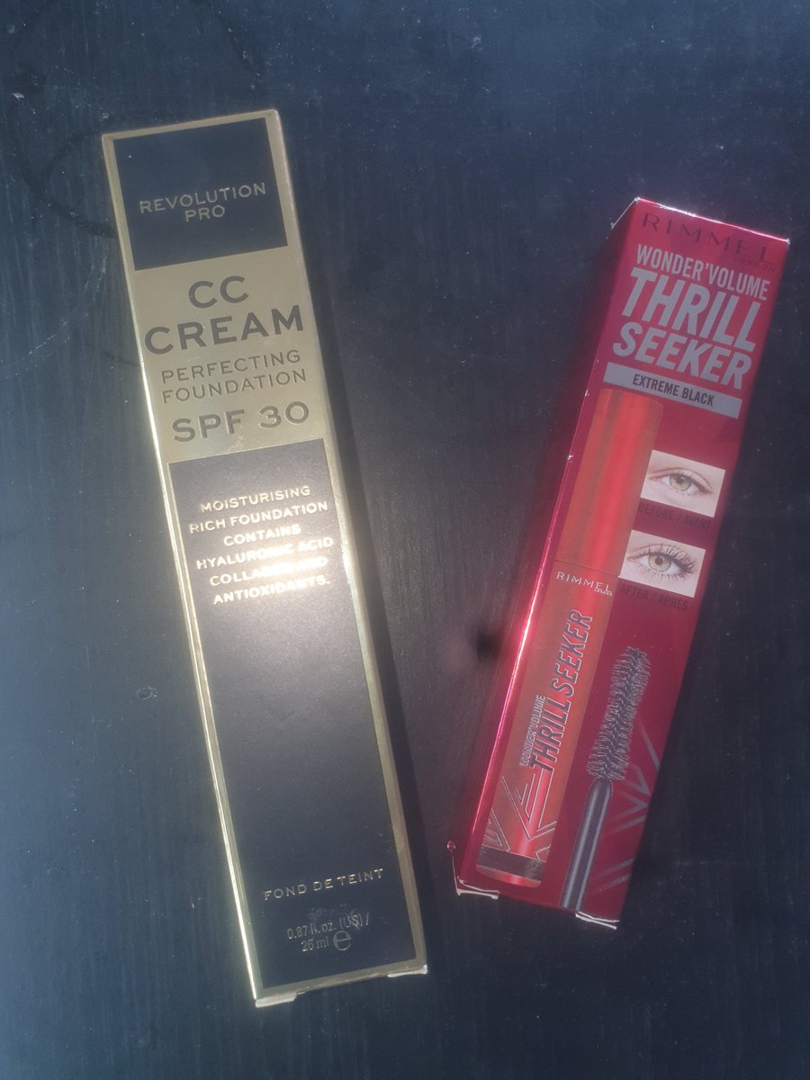 CHASEJLONDON's tweet photo. CJL #GIVEAWAY 

#SIGMA SWITCH N BRUSH SET 
#Revolutionpro FOUNDATION
#rimmel MASCARA
#FACETHEORY FACE CLOTH 
#WWF BAG

To enter giveaway
1. #Follow @chasejlondon on #twitter n @chasejlondon on #Instagram 
2. #like post
3. #Comment on post

#Competition closes midday 30/6/22 https://t.co/C8OxReXHzq