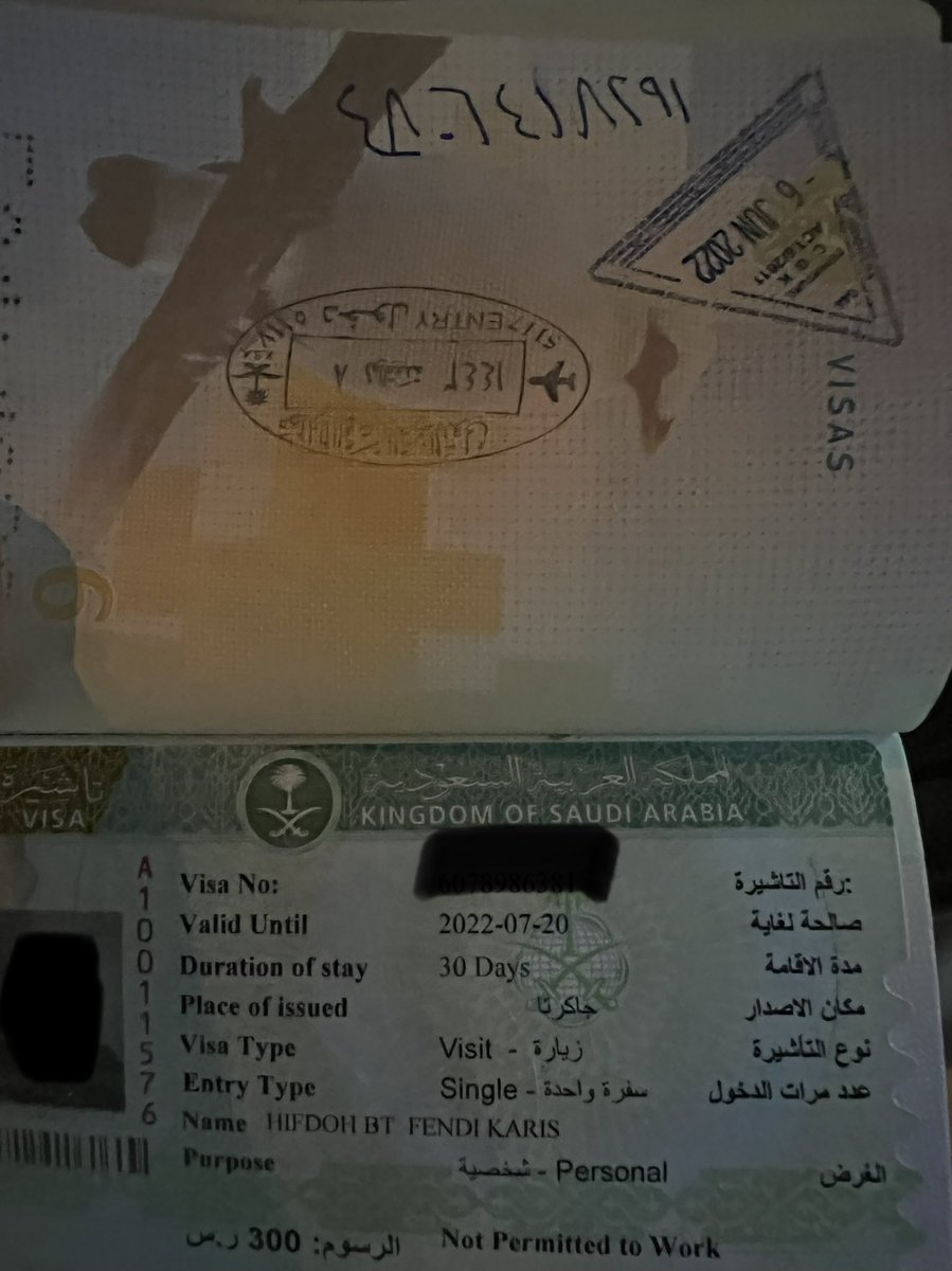 Abosaudd99's tweet photo. السلام عليكم ورحمة الله وبركاته .
تم وصول عاملات ابو مريم من اندونيسيا واستلامهم من قبل اصحاب العمل .. اتمنى لهم التوفيق والسداد .. https://t.co/9vLwpYt7mw