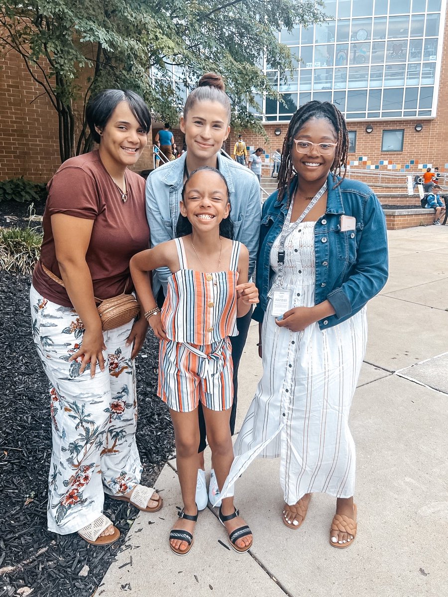 Our Mia girl is headed to <a href="/BASDBroughalMS/">Broughal MS</a> 🎉😅🌞<a href="/MsBush3564/">Katelin Bush</a> <a href="/DoneganBASD/">Donegan Elementary</a> #foreveraSUNstudent