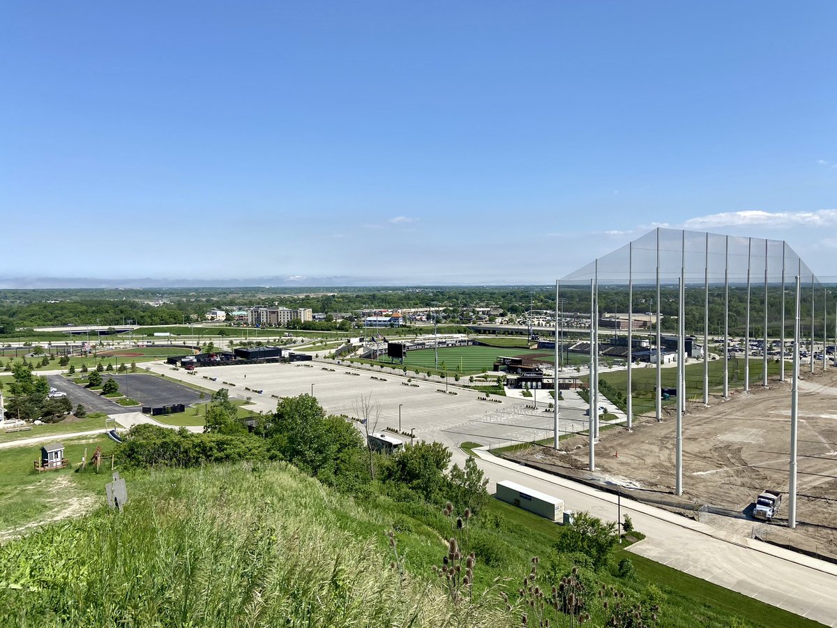 CBS58's tweet photo. Greetings from the top of Franklin! #58Hometowns live with @NicoleKoglinMKE at 4:00 p.m. and 4:30 p.m. on @CBS58. https://t.co/LesyJWVHdN