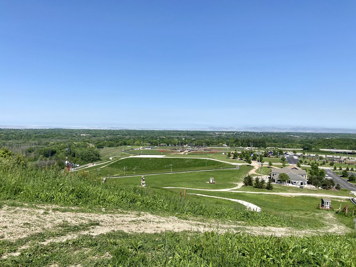 CBS58's tweet photo. Greetings from the top of Franklin! #58Hometowns live with @NicoleKoglinMKE at 4:00 p.m. and 4:30 p.m. on @CBS58. https://t.co/LesyJWVHdN
