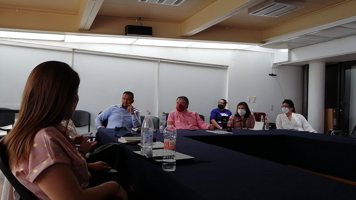 eliguz28's tweet photo. Panel de acceso abierto como bien común #CLACSO2022 : ya se ha abierto el acceso al conocimiento científico, pero el asunto es a qué costo, por esto se debe fortalecer el modelo de publicación diamante y no aceptar el APC @EAguadoL #OpenAccess @Redalyc @Ameli_CA https://t.co/EktSizAAc1