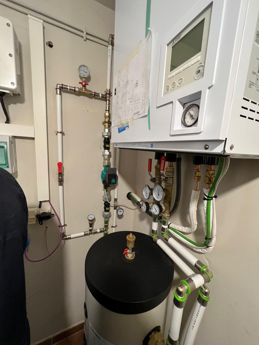 gescoclima's tweet photo. En Gescoclima ponemos a tu alcance soluciones integrales de aerotermia y climatización para tu hogar! Porque la Eficiencia energética importa!! https://t.co/ChuMswyTYQ