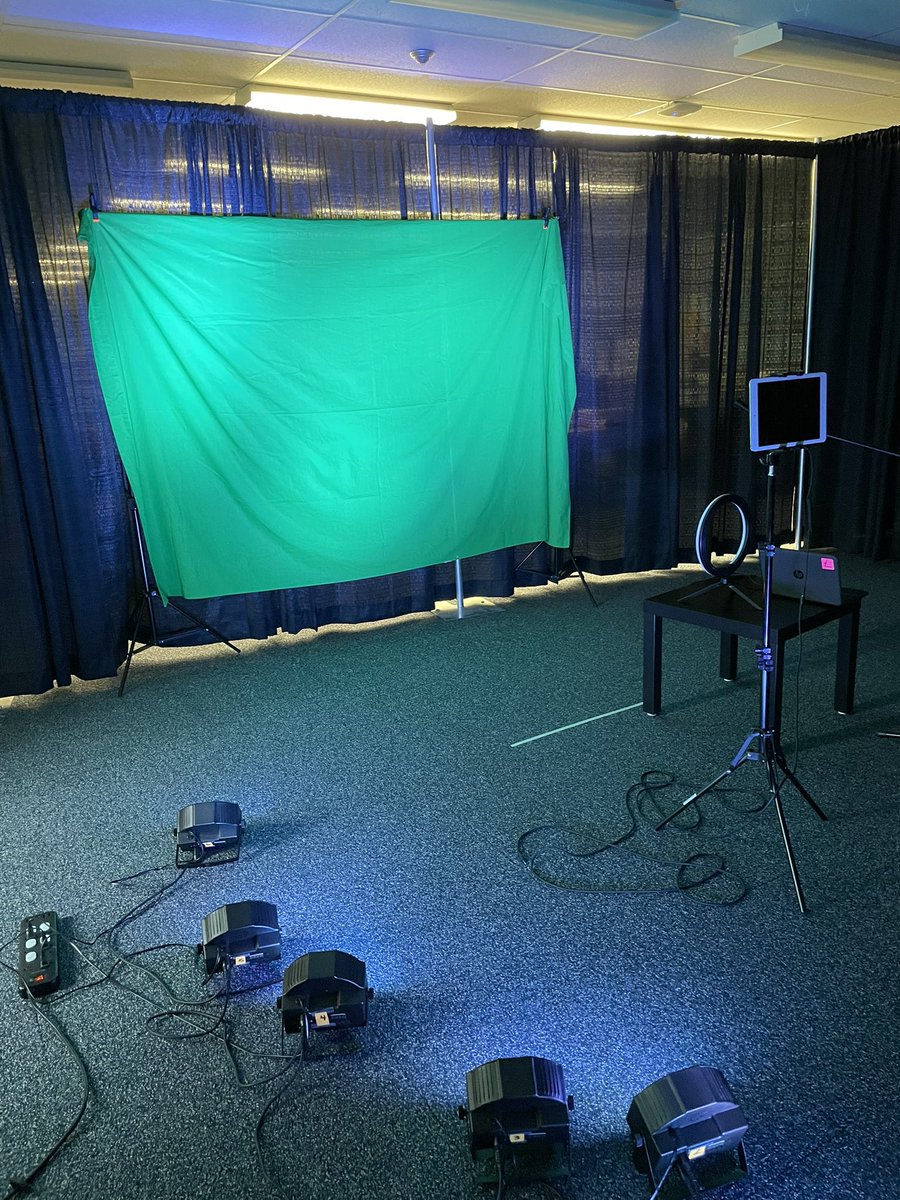 <a href="/MrsHickey3/">Kelly Hickey</a> <a href="/SettlersGreenPS/">Settler's Green PS</a> <a href="/SettlerSllc/">@Settler’sLLC</a> Such an exciting day with 5F and 6K bringing scenes to life off the page!!  So much positive energy, cheering each other on, collaboration hard work and commitment to role and character today!