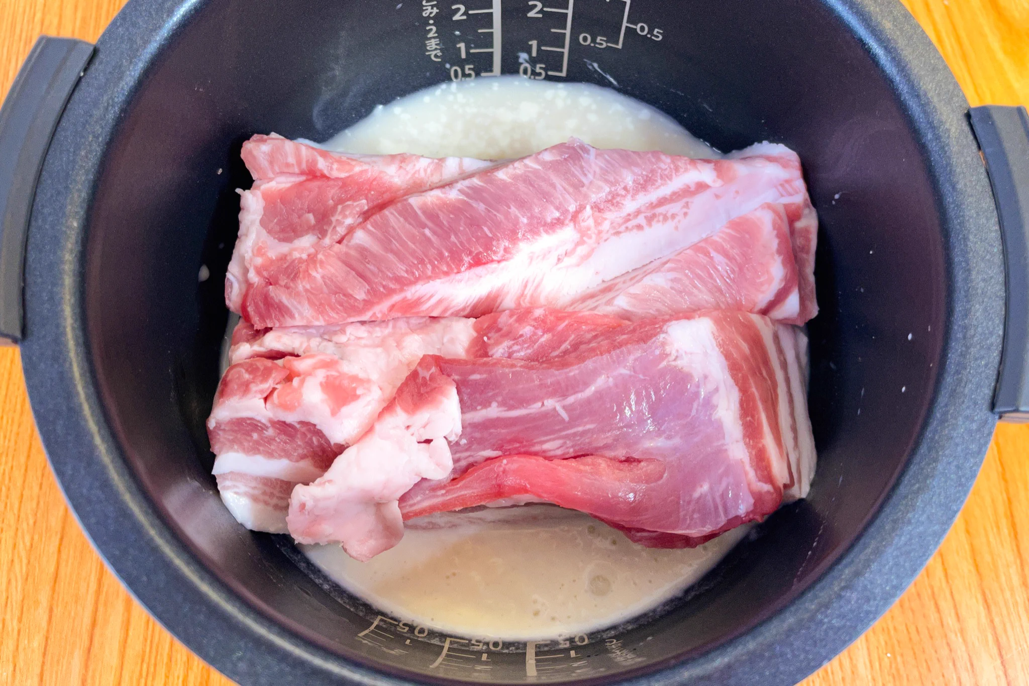炊飯器で簡単に作れる！極上の豚バラ塩チャーシュー。