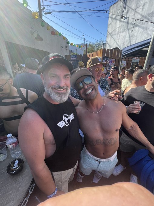 I had soooo much fun @EagleLA1 with the &hellip;.. oh so sexy and popular @KristoferWeston for #OffSunset in<a class="tags" target="_blank" title="On Twitter" href="/?out=eyJ0eXAiOiJKV1QiLCJhbGciOiJIUzUxMiJ9.eyJpYXQiOjE3MjA1MjM3MTksImlzcyI6InR3cG9ybnN0YXJzLmNvbSIsIm5iZiI6MTcyMDUyMzcxOSwiZXhwIjoxNzUyMDU5NzE5LCJyZWRpcmVjdF91cmwiOiJodHRwczovL3R3aXR0ZXIuY29tL0VhZ2xlTEExIn0.yiZ81EjXOcqrp32QsqC2fxpbGlkfc8bXwmQKaIK_Pm5tZBs81P8BvYv1mCzJvS6w-9TE0-2WhYBhUrP5yi5vbQ">@EagleLA1</a><a href="/tag/offsunset"class="tags"><span>#offsunset</span></a>