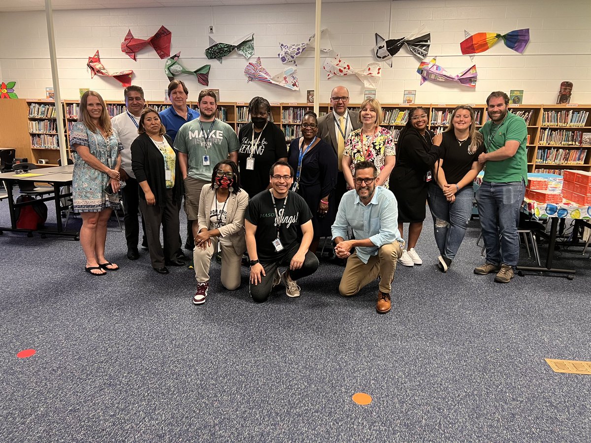 We are so proud of Rippon Mentor Program for standing strong this year and continuing to do what is best for students. The support they gave one another made the hard times easier and gave them all invaluable learning experiences. We look forward to a new school year together. 💚