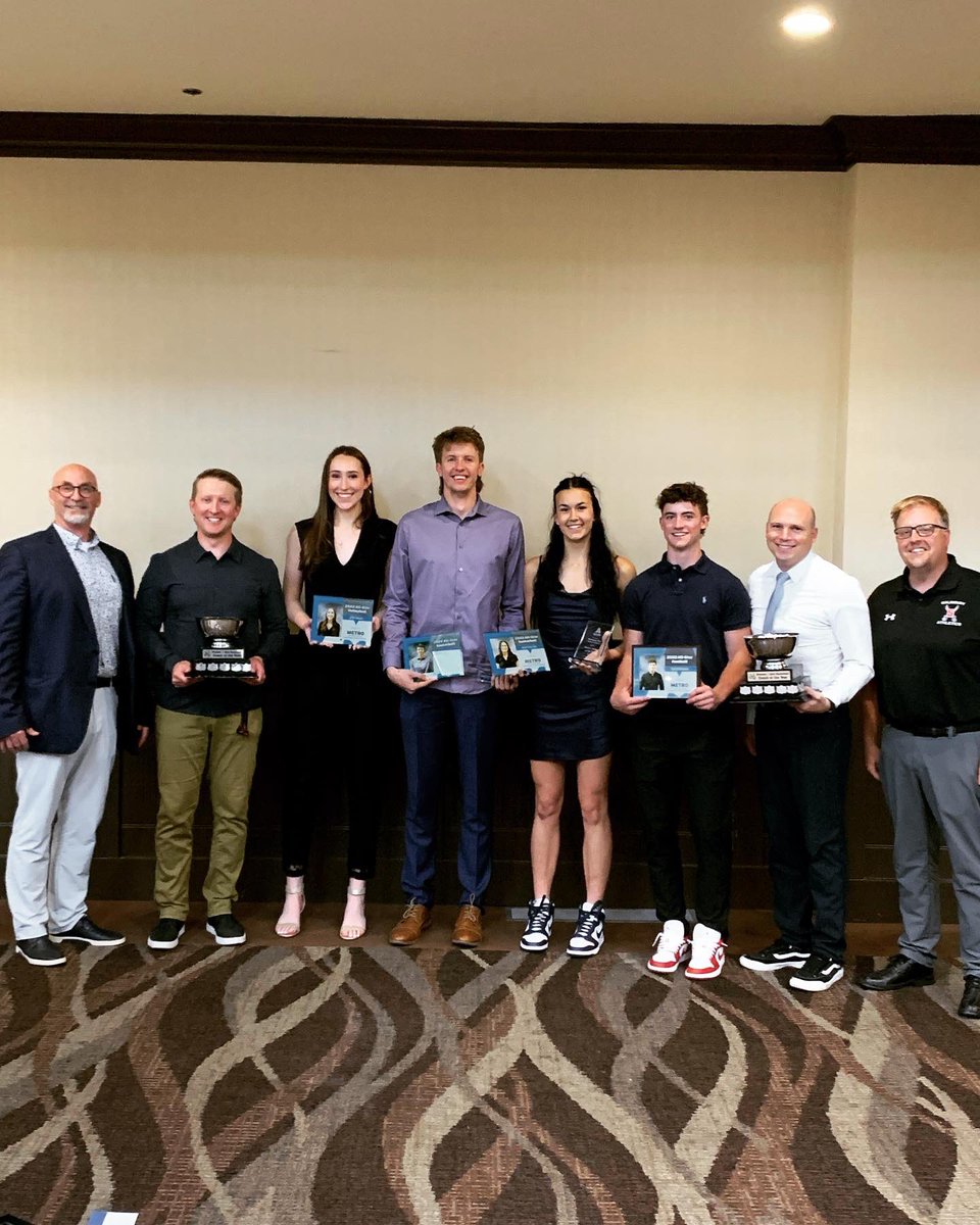 SalAthletics's tweet photo. Sabres representing big time at the @metro_athletics Luncheon today 🦾 

⚔️Kourtney Oss - Female Athlete of the Year 💥 
⚔️Patrick Fisher - Male Athlete of the Year 💥

@SalComp @eips @ShPk_News 
/1 https://t.co/wNLPVYy4yh