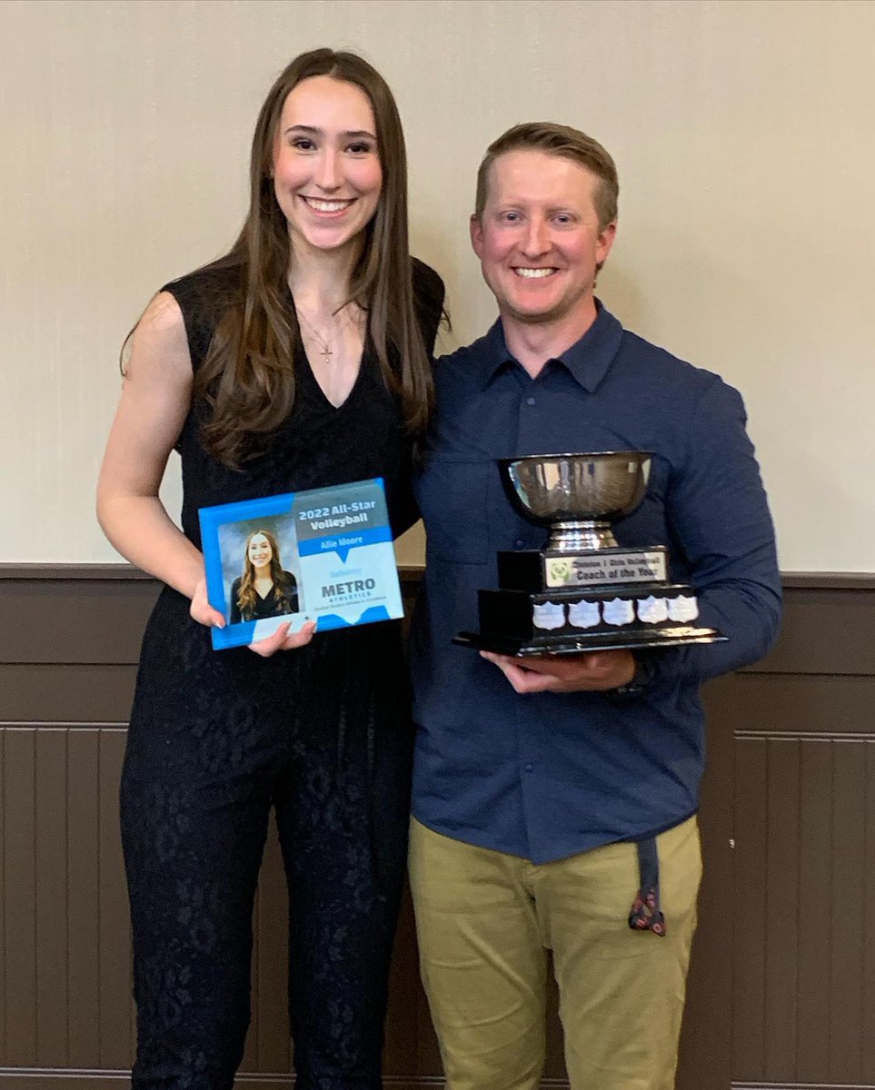 SalAthletics's tweet photo. Sabres representing big time at the @metro_athletics Luncheon today 🦾 

⚔️Kourtney Oss - Female Athlete of the Year 💥 
⚔️Patrick Fisher - Male Athlete of the Year 💥

@SalComp @eips @ShPk_News 
/1 https://t.co/wNLPVYy4yh