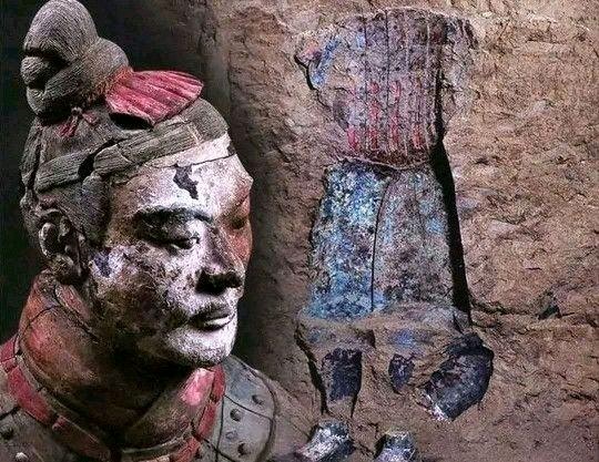 The Terracotta Warriors Museum is located in Xi'an, Shaanxi Province of China. It is a large collection of life-size sculptures in battle formations to protect Emperor Qin Shi Huang (259 - 210BC). In 1987, the Terracotta Warriors were listed in the world heritage list by #UNESCO.