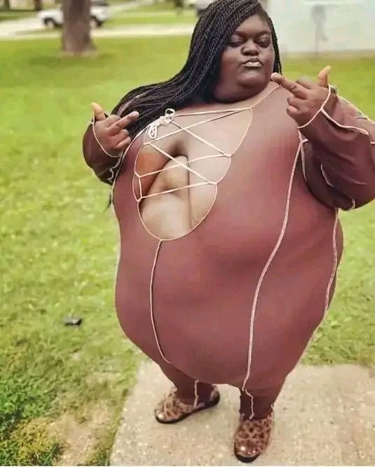 TheeAlphaM's tweet image. Good night 😴 🤣🤣🤣