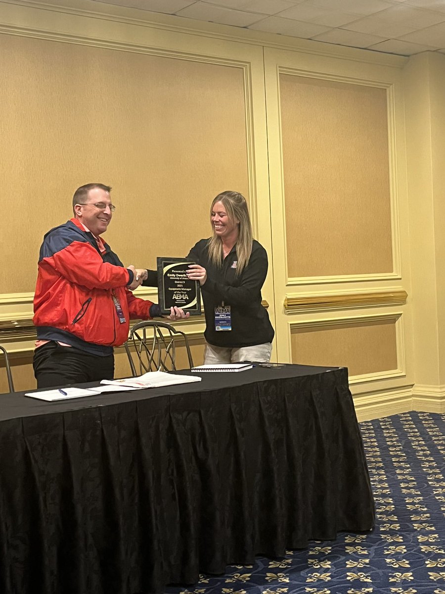 AEMA_District9's tweet photo. Congrats to @emilydwerlkotte for being named the District 9 equipment manager of the year!!!! https://t.co/5EpEeQ2cFU