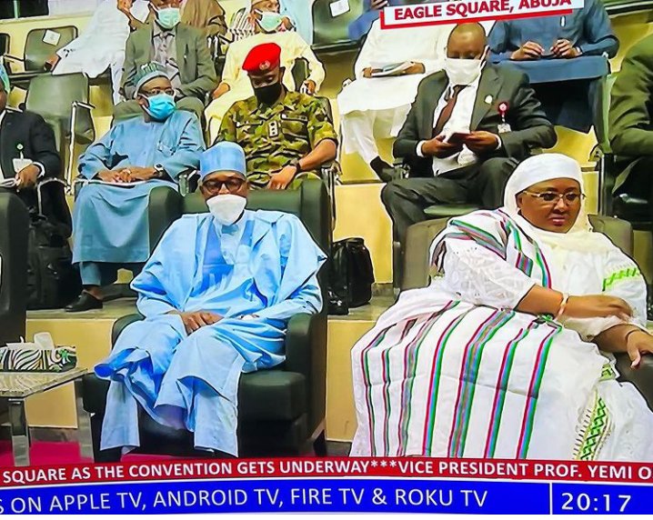 9jamuncher's tweet photo. Buhari who doesn't care about his wife will care about Nigeria?
#Akuko https://t.co/xQcuZ5oxqL