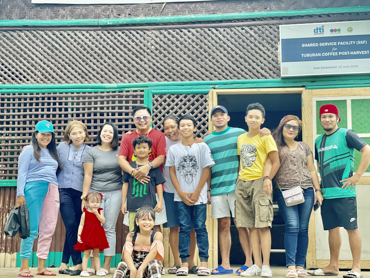 reymilo's tweet photo. Fun day wd d family❤️❤️❤️ https://t.co/5b04Uvu7CV