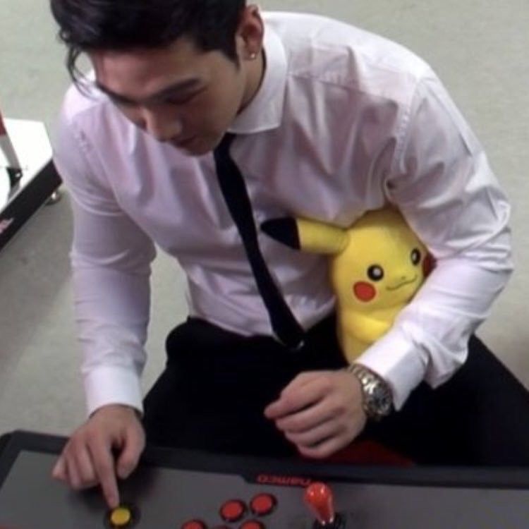 hourly baekho tweet media
