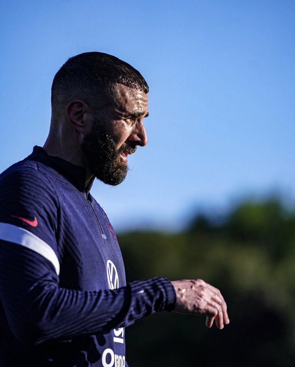 Karim Benzema tweet media