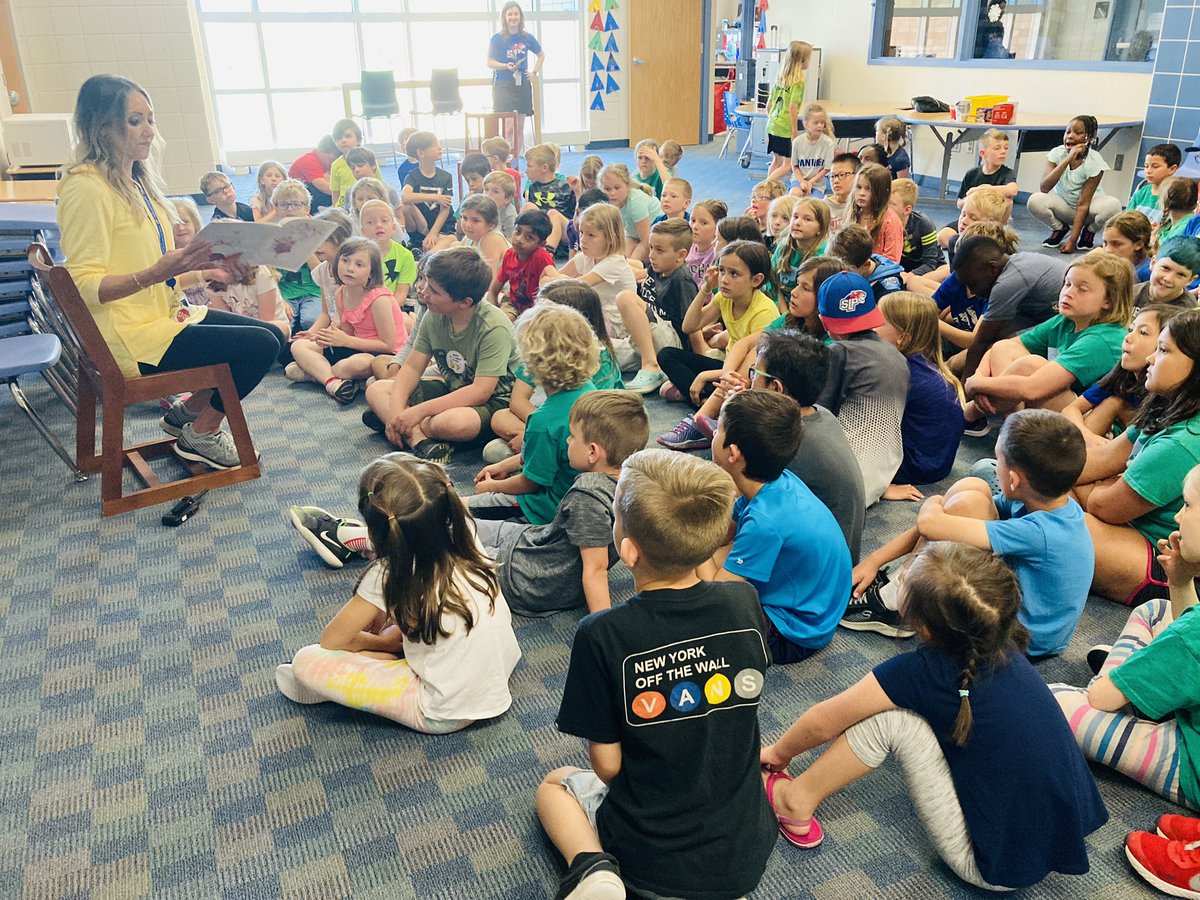 mrsphillippo's tweet photo. Our last week of school is βcamp weekβ complete with guest readers, trail mix and sβmores, scary campfire tales, camp mail, and lots of friend time in their βcabinsβ! #NPpride #SLPPantherProud https://t.co/CM2AeSEkRY