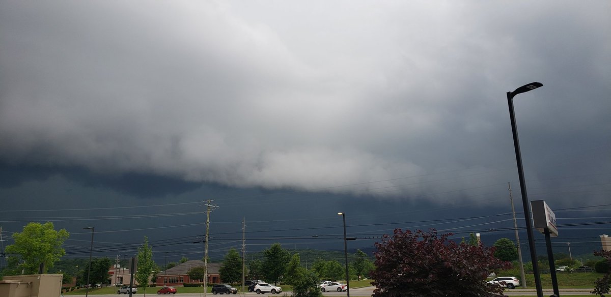ChicagoSteve84's tweet photo. @whnt #valleywx View from Owens Cross Roads https://t.co/SZRao0JwIB