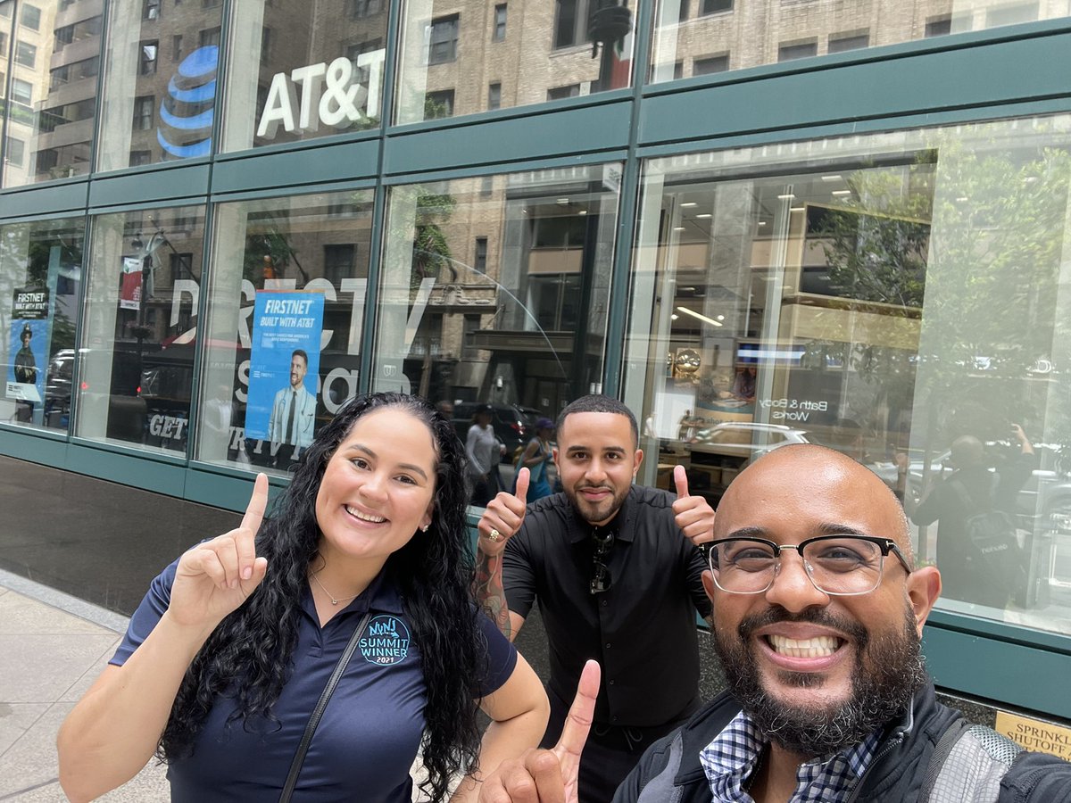 NYC-Day2, Making moves w/ @Niicky4750 & @JuanGNYC ! Thank you @MannyCastillo__ GREAT visit at TSQ, Madison looking to take Protection to another level, Big things out of Lexington,& everyone’s excited about HomeTech Protection! PA 2 the🌙@judy_cavalieri @OneNYNJ @TrishaTCostanza