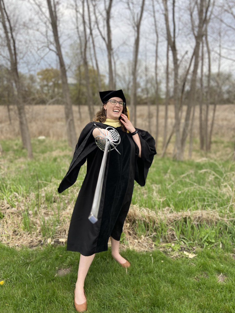 Kelly Kapsar tweet media