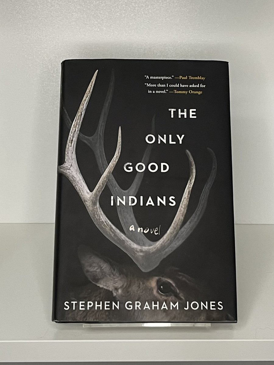 iGregGreene's tweet photo. Hello, this is Greg Greene, reminding you that a supported book is a happier, healthier book. #veryimportanttweet #books https://t.co/Bs5yLcCprM