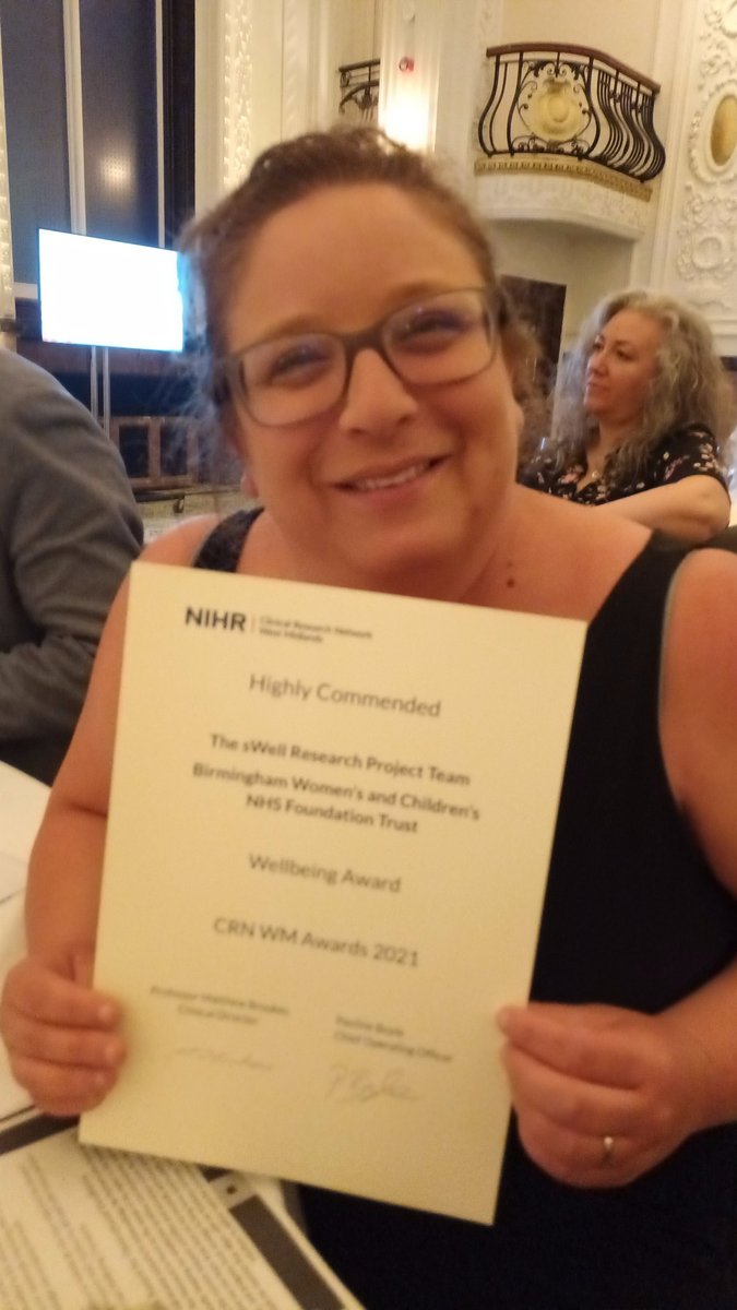 Julie Menzies tweet media