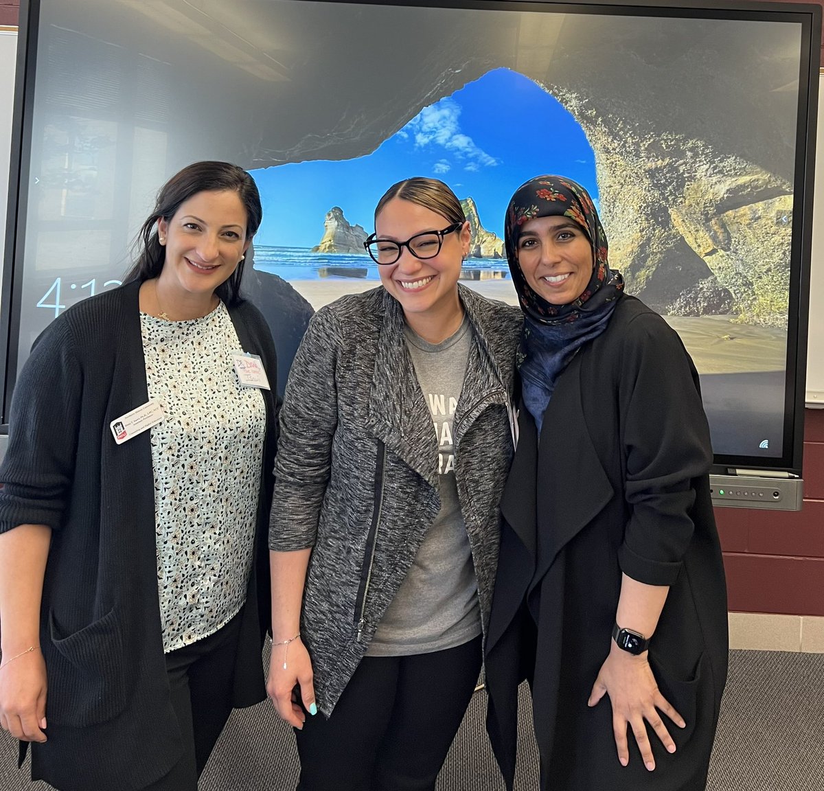 TheTaraChavez's tweet photo. @NIUCOE Social Justice Camp for Educators is essential for ALL educators and I am so thankful to everyone who made this happen. @FentonHS If you are an educator/school staff member, it is imperative that you attend. ✊🏼
PS: I had a total fan-girl moment when I met @SJEducate ! 💖 https://t.co/Kp6bLyvlAc