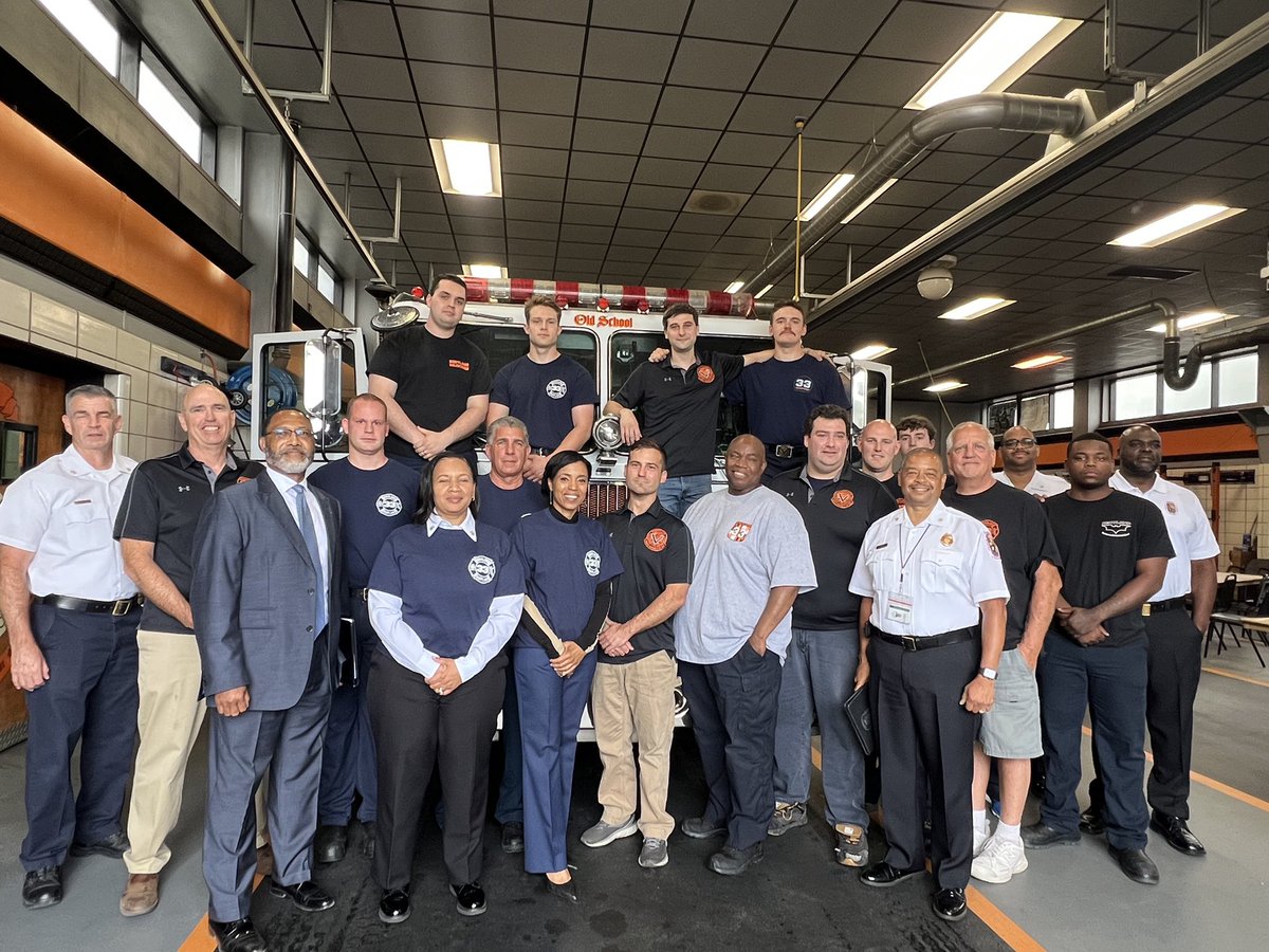 Michael J. White tweet media