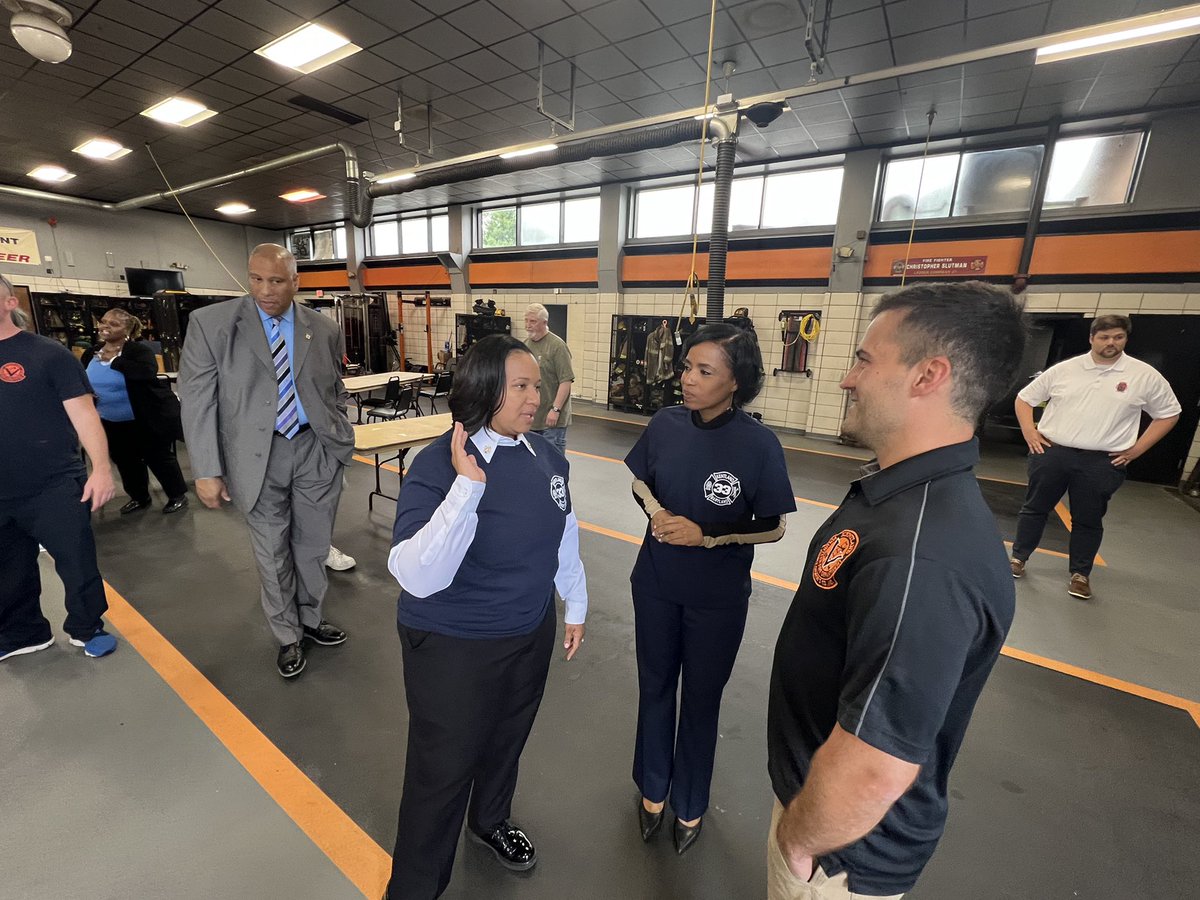 Michael J. White tweet media