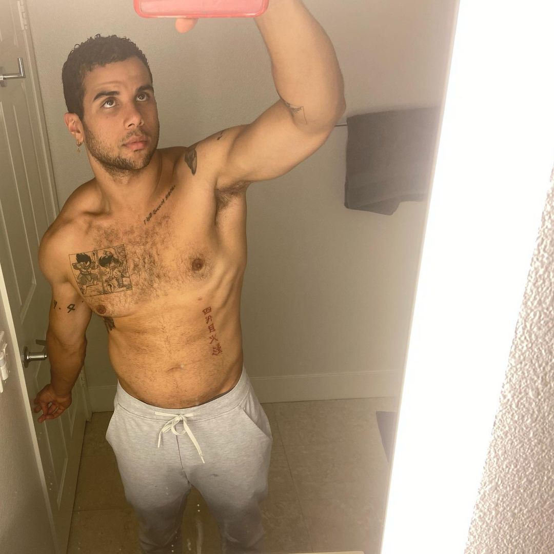 Hot Celeb Studs on Twitter: 