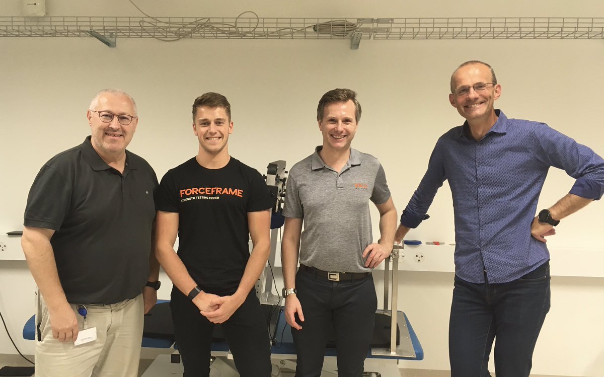 SportfisioSwiss's tweet photo. 👏 post #isoK22 visit by @MarkOpar83 & L.Galmiche at Human Performance Lab @SchulthessNews with N. Maffiuletti - M. Bizzini 🏋️♀️ 📸@davidopar and legendary Dr.A.Shield 🇦🇺 HAMS team over the years… 👏@VALDPerformance https://t.co/dX9Y9Z0FVS