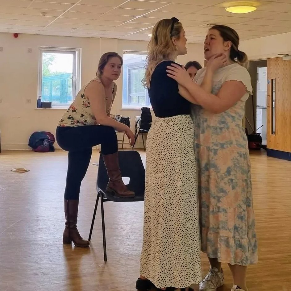 allaboardopera's tweet photo. Happy pride! To celebrate, we're bringing you the classic love story between Dido and Aeneas - retold. 🌈
#Dido tells the story of two women trapped in an ill-fated love story - or are they? With their destiny in the ends of the audience, it's up to you... 🎟️🎟️:
@GreenwichTheatr https://t.co/UH8Lp4L8rT