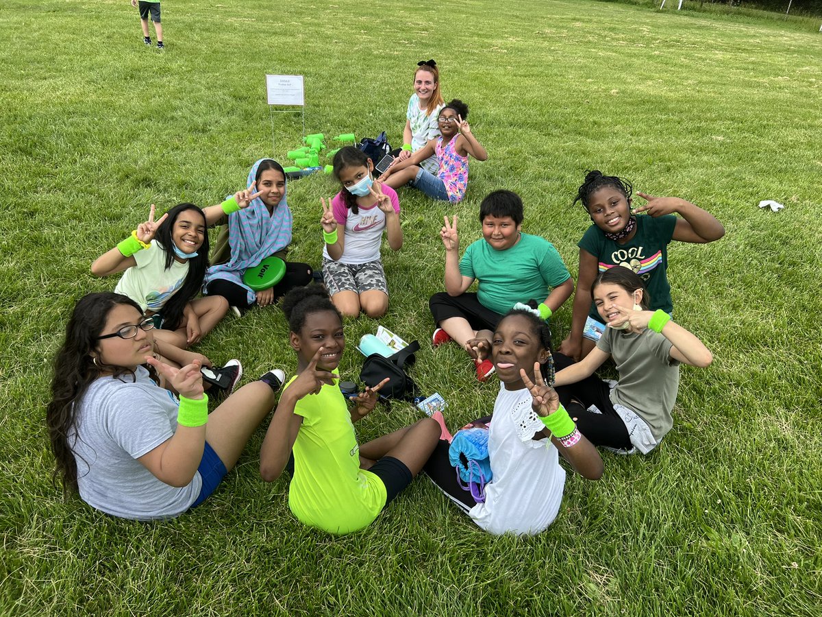 Courtney Stevenson tweet media