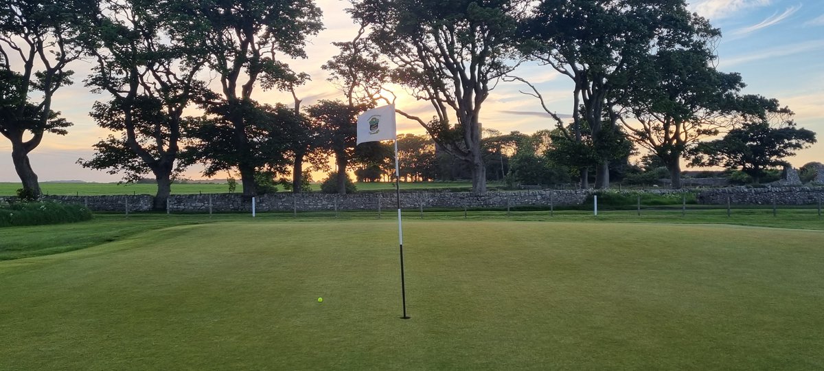 TOURMISS's tweet photo. A stunning sunset for a late 9-holes @CrailGolf @VisitScotGolf @VisitFifeGolf 👍😘🍻

✅️ Bernie @Record_Sport https://t.co/nxfjqT6cqu