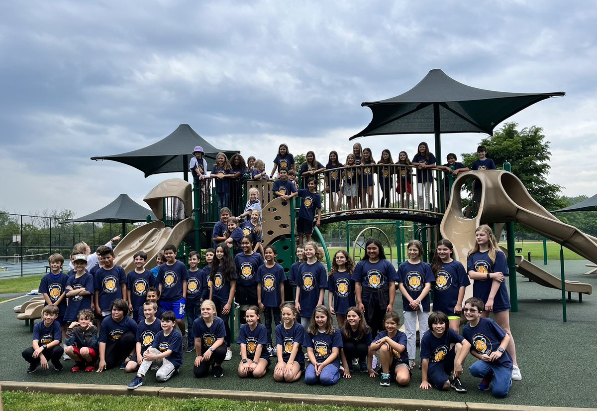 4th grade celebration and clap-out!  #cherokeeinspires #findingjoy67